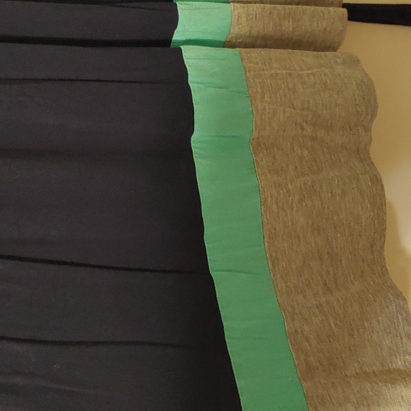 Color block jersey dress - Picture 3 of 4